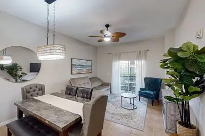 Image de Recently Renovated Charming 3-Bedroom Condo at Bahama Bay Resort & Spa