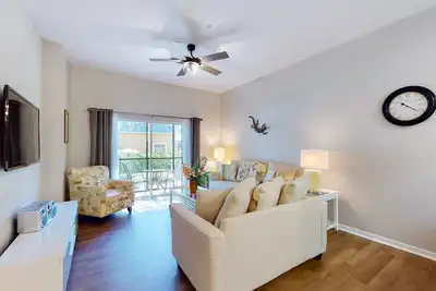 Image de Ground-Floor Condo near Theme Parks w/Shared Pools, Hot Tub, Gym, Sport Courts