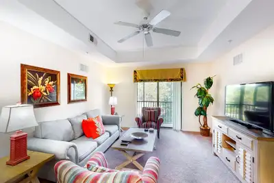 Image de 3rd floor condo w/ gym, balcony, shared pools, hot tub, sauna, near theme parks