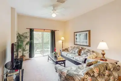 Image de 2nd floor condo w/ basketball court, near theme parks, balcony, gym, sauna
