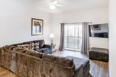 Image de Penthouse in Bahama Bay Resort near Disney w/4 pools, 6 spas, tennis courts, A/C