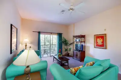 Image de 3rd floor condo near theme parks, tennis court, balcony, sauna, shared pools