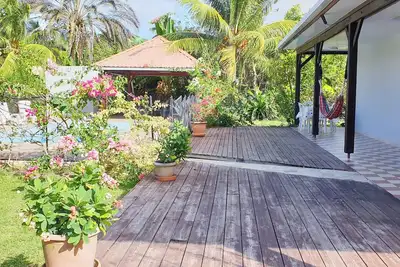 Image de Villa avec piscine - Très calme pour des vacances tranquilles - grand jardin