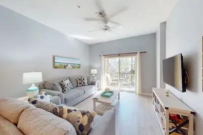 Image de Resort condo near theme parks with private washer/dryer & central Ac