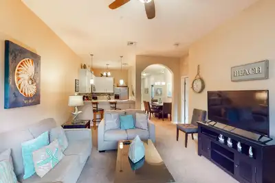 Image de 3rd floor condo w/ balcony, basketball court, tennis court, near theme parks