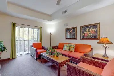 Image de 2nd floor condo w/ hot tub, balcony, sauna, shared pools, gym, near theme parks