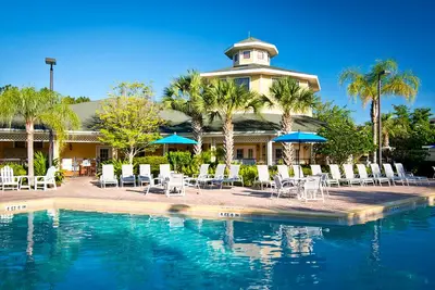 Image de 3rd floor condo w/ gym, shared pools, balcony, hot tub, sauna, near theme parks