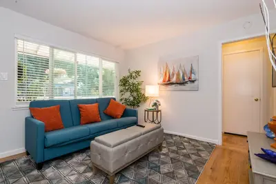 Image de Stylish Gem to enjoy downtown Palo Alto.