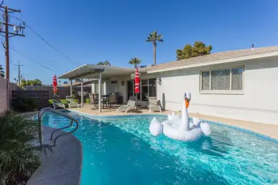 Image de Sun-Soaked Scottsdale - Private Pool - Old Town Scottsdale