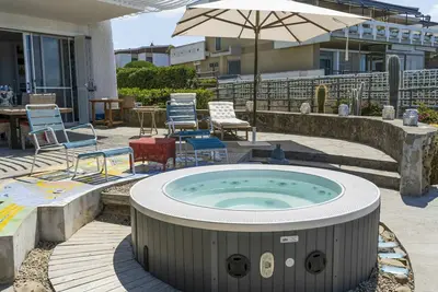 Image de Belle maison de vacances privée avec Wifi, climatisation, bain à remous, Tv, terrasse, parking