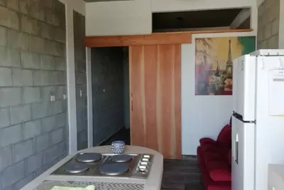 Image de Gorgeous one bedroom apartment with view of ocean