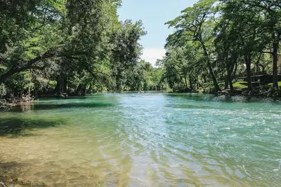 Image de Coastal Themed Casita on the river