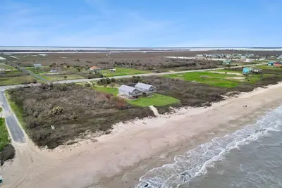 Image de Beachfront Oasis-1- Book For A Relaxing Getaway!