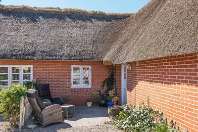 Image de Maison de vacances pour 5 a Børkop-By Traum
