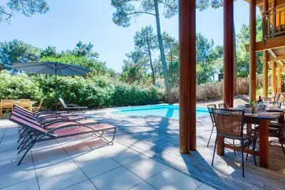 Image de Maison de vacances privée avec Wifi, piscine privée, Tv, terrasse, animaux admis, parking