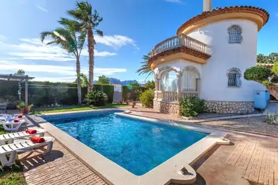 Image de Magnifique maison de vacances privée avec climatisation, piscine privée, Wifi, Tv, patio, parking
