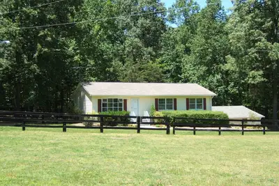 Image de Privacy on 3 gorgeous acres