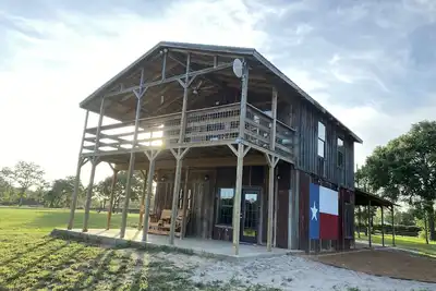 Image de The Stablehouse at Copperas Creek - A Fully Renovated Relaxing Retreat
