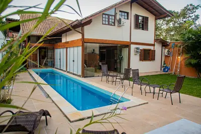 Image de Casa da Raia with 8 air-conditioned suites and swimming pool for up to 27 people