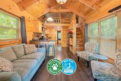 Image de Eden Cabin | Forested Tiny Home on Lookout Mtn.
