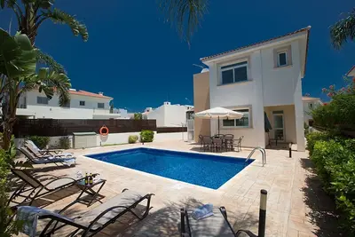 Image de Villa Dafnis Chrysos - Villa moderne Protaras de 3 chambres avec piscine - Pres de Fig Tree Bay Beac