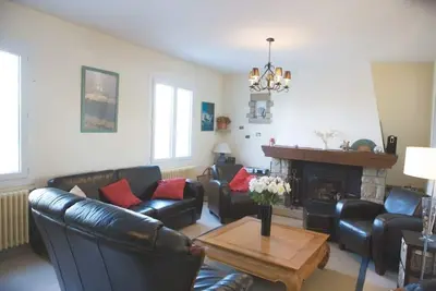 Image de Villa Face Mer Dans Jardingrande Et Confortable + De 200m2