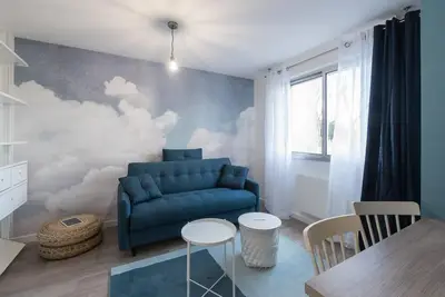 Image de \"Blue Dream\", beau studio face à la Doua\/Insa, classé 2 étoiles