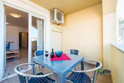 Image de Apartment for 2-4 persons | in a quiet area | air conditioning, WiFi, Bbq