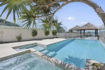 Image de Sapphire Sands Beach House, Absolute Beachfront, P