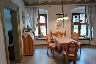 Image de Centrally located, historic vacation apartment for 4 people