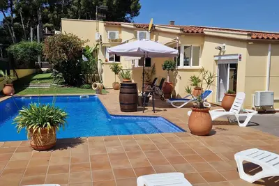R88 Villa Vista Alegre