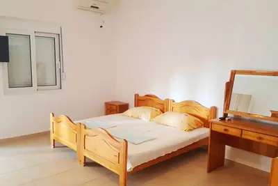 Image de Triple studio with kitchenette and balcony