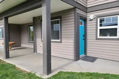 Image de Lakeview Bliss Suite - Great neighborhood, ideal for work/recreation/relaxation.