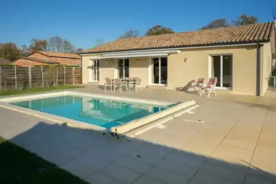 Image de Maison de vacances privée avec Wifi, climatisation, piscine privée, Tv, terrasse, parking