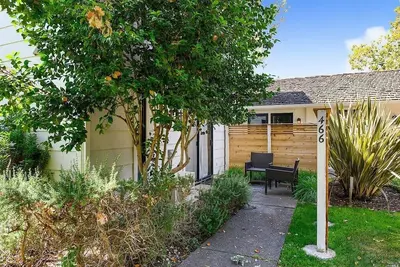 Image de Newly Decorated Napa Valley Condo Near Wineries