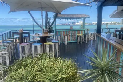 Image de Beautiful Beach Front location with sea views and breeze and private courtyard.