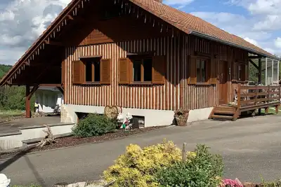Image de Chalet atypique avec terrasse couverte