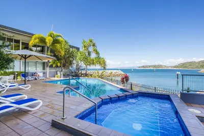 Image de 1 Bright Point Apartment 2204