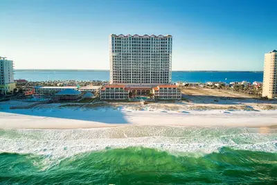 Image de Gulf Views-  Luxurious Amenities- Sleeps 4 Adults 2 Kids!