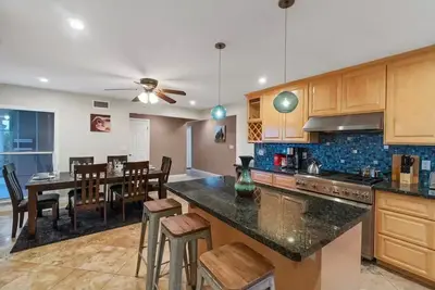 Image de *Reduced Pricing* Spacious Disney Vacation w/ Game Room