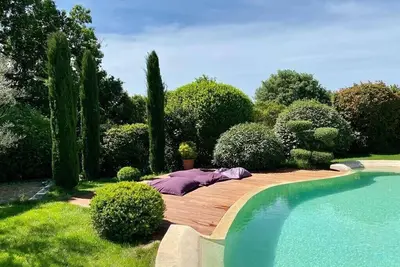 Image de Dans domaine privée Maison de vacances au calme 3 km centre d’Aix en Provence