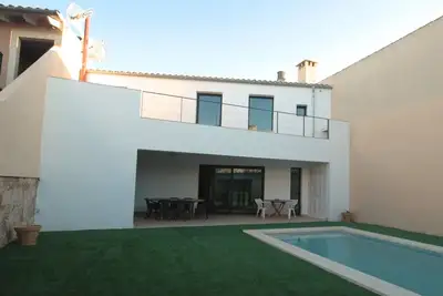 Image de Complete house in Sineu's center. 2 floors and a patio with a pool. Spain