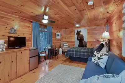 Image de *Cabin 3* Cave Run Cabins at Cave Run Lake!