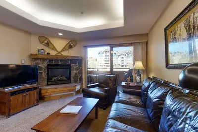 Image de Lovely, modern getaway for the whole family w/ a shared pool & gym