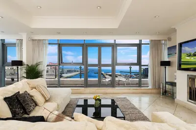Image de Le plus bel appartement Ă Galway - Penthouse de Prestige - Bed City Center Situation