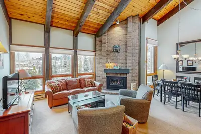 Image de Mountain condo with washer/dryer, pool & hot tubs - walk to ski lifts