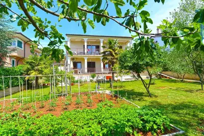 Image de Appartement de vacances Poreč pour 1 - 3 personnes avec 1 chambre à coucher - Appartement de vacance