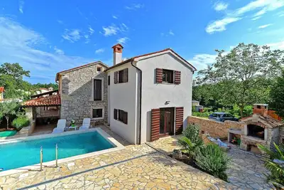 Image de Maison de vacances Svetvinčenat pour 1 - 5 personnes avec 2 chambres à coucher - Maison de vacances