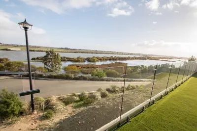 Image de «Sérénité» et vue imprenable sur la rivière Murray