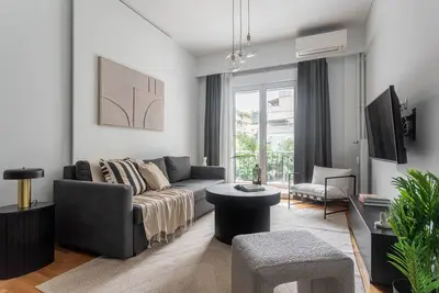 Charming & Comfy 2bd Apartment in Acropolis Area